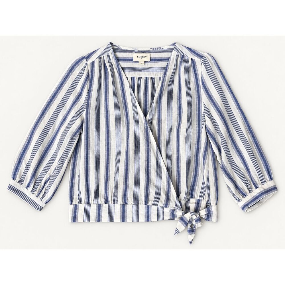 Everly Blue and White Womens Lightwieght Quarter Sleeve Blouse Tie Front Size S